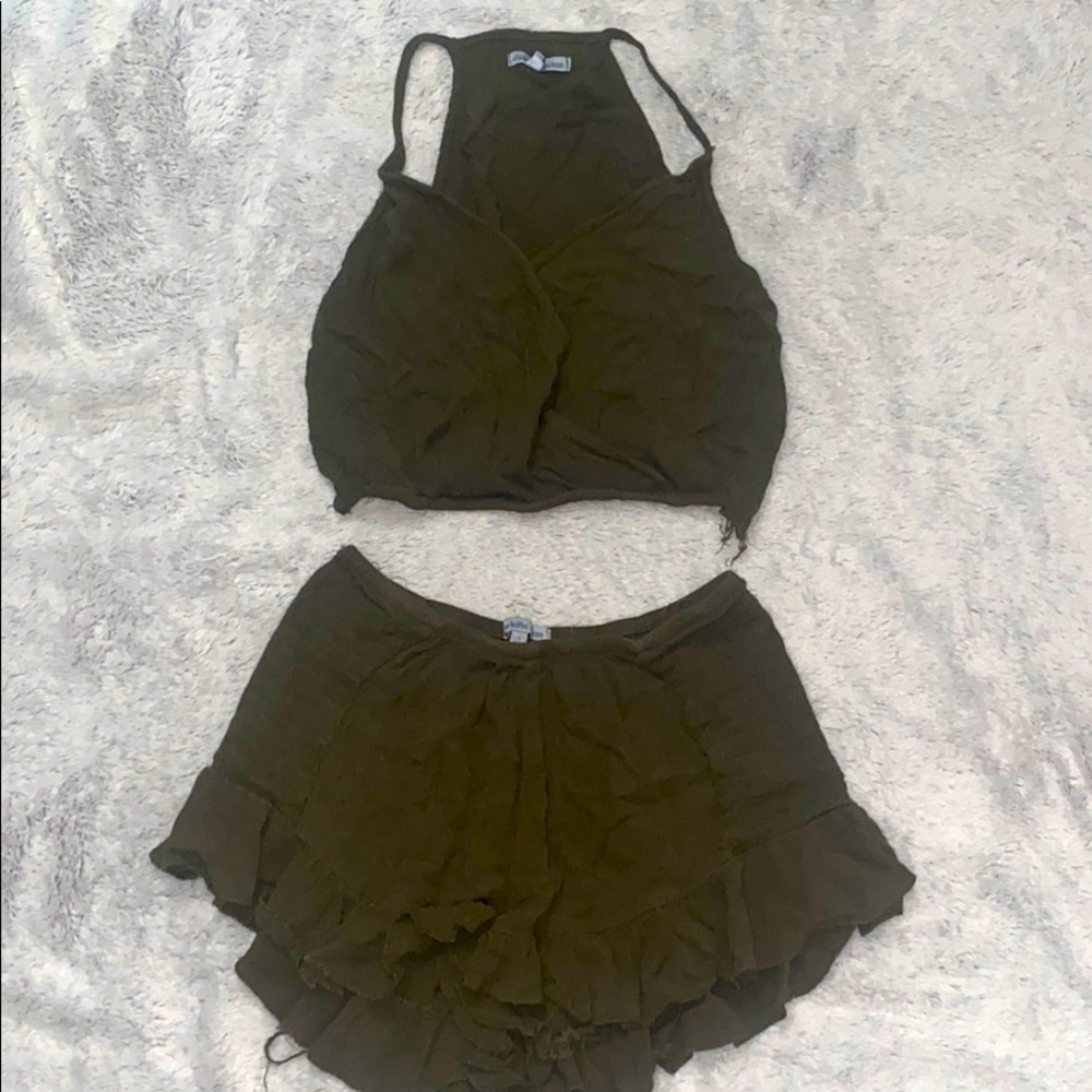 Women’s two piece set- PENDING